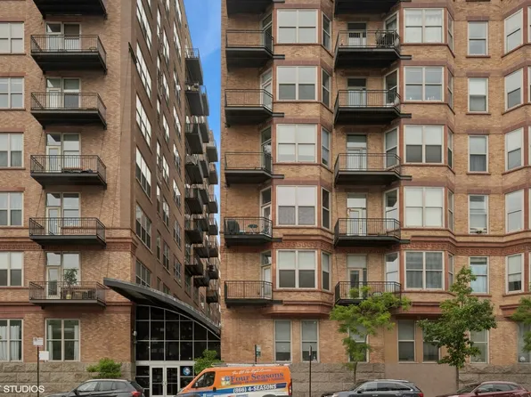 500 S Clinton St APT 517, Chicago, IL 60607