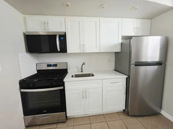 184 Fairview Ave #E2, Jersey City, NJ 07304