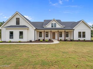 1099 Ring Rd, Carthage, NC 28327