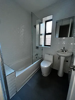 Rented by Abba Realty Associates INC | media 8