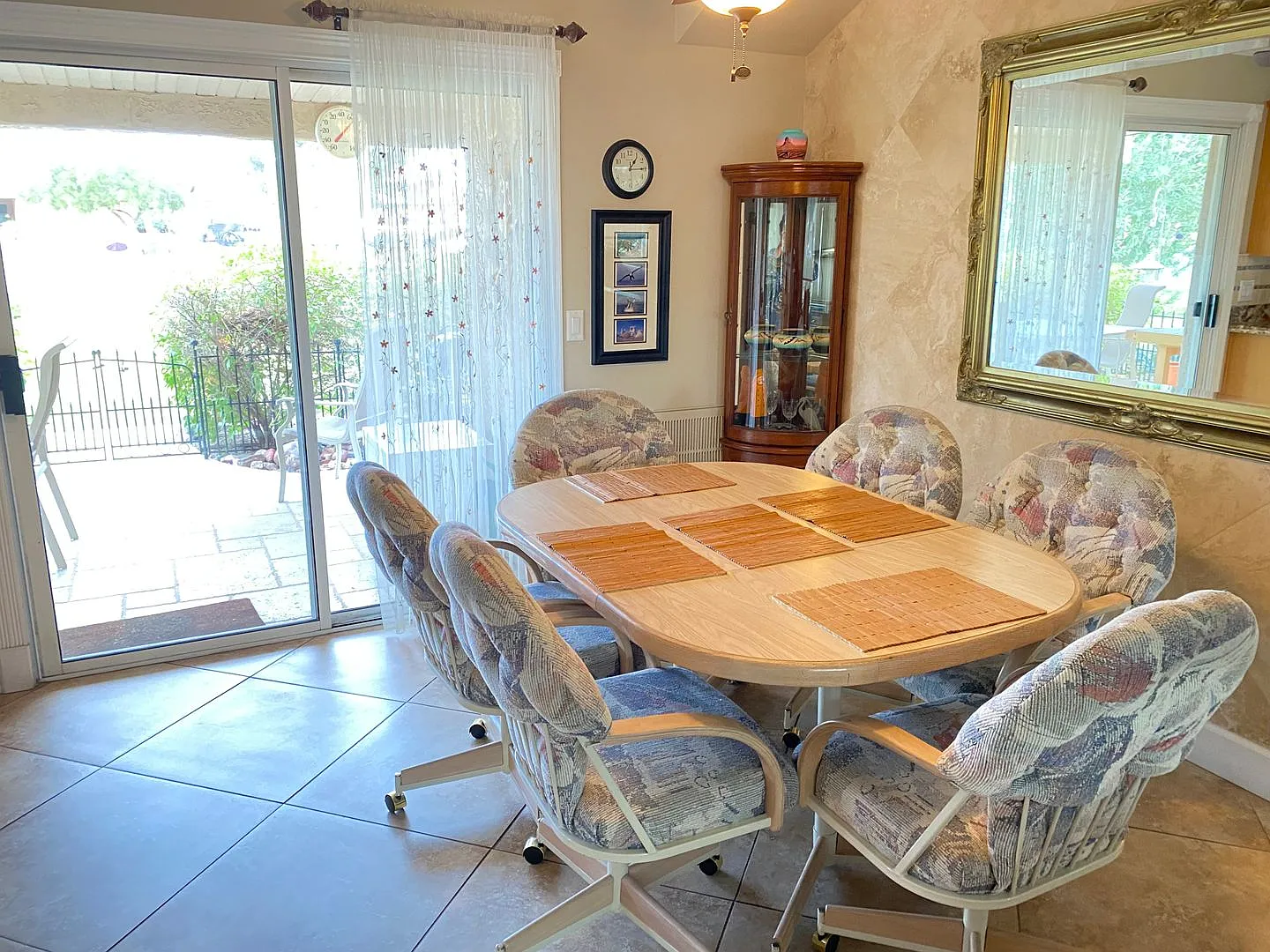 Updated home with lake views in Leisure World. A 45+ Active Adult Resort Community. Available May... — Photo 4