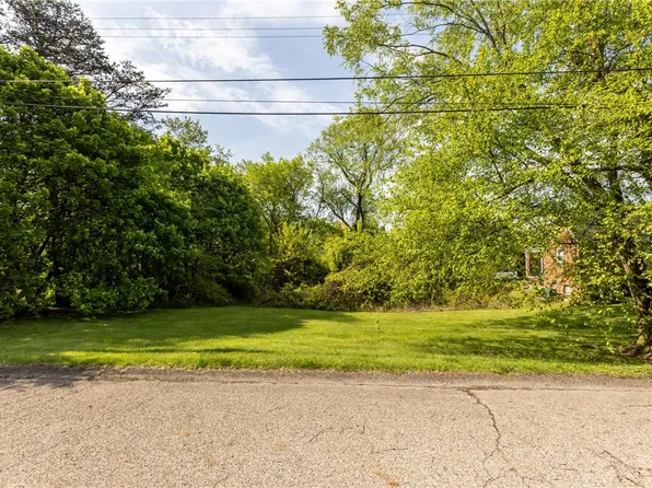 307 Baker Dr, Aliquippa, PA 15001