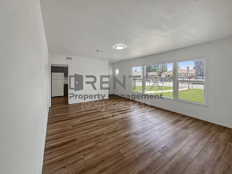 7205 Osbun Rd — Photo 17