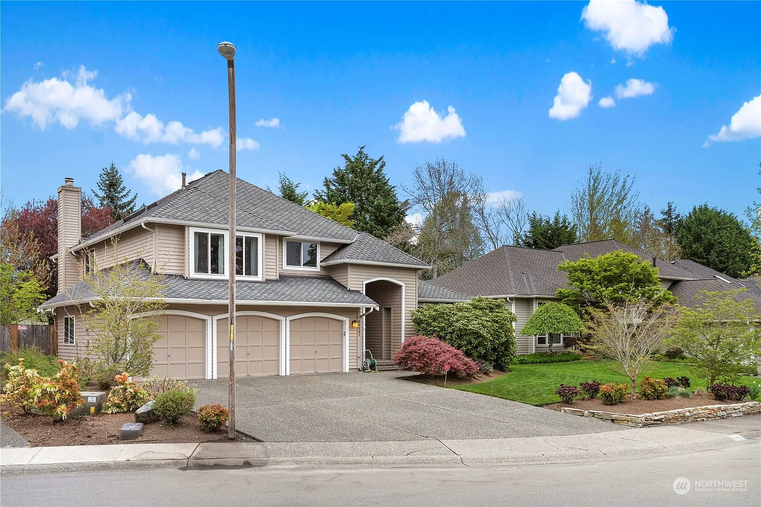 24551 SE 39th Place photo 1