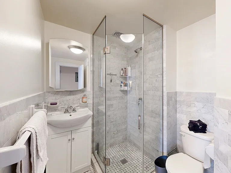 155 W 75th St #3FR — Photo 14
