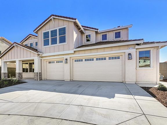3rd image of 413 Goat Hill Ct