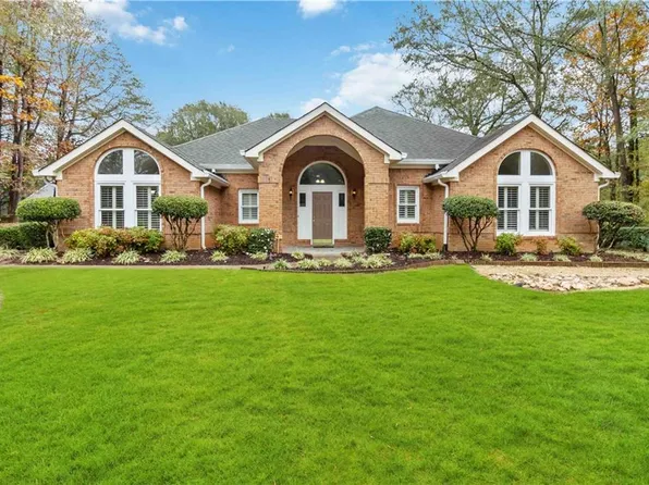 150 Longwood Dr, Jonesboro, GA 30236