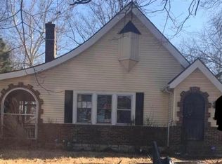 2223 E 68th St, Kansas City, MO 64132