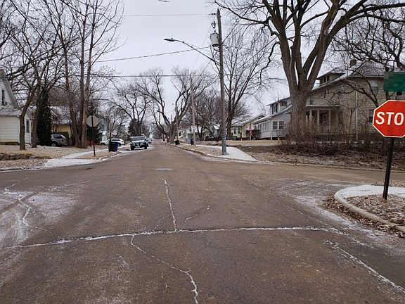 4th image of 1301 28th St