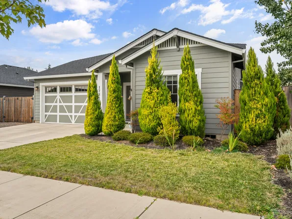 1783 Pearl Eye Ln, Medford, OR 97504