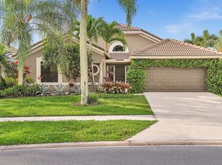 6124 Royal Birkdale Dr, Lake Worth, FL 33463