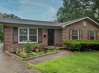 3757 Rouge Way, Louisville, KY 40218