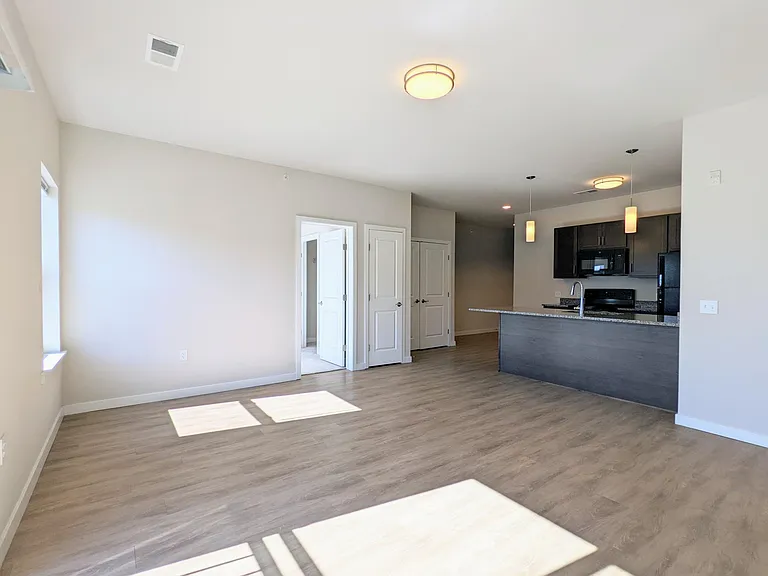 Riverview Terrace — Photo 6