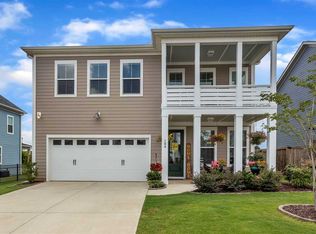 104 Daystrom Dr, Greer, SC 29651