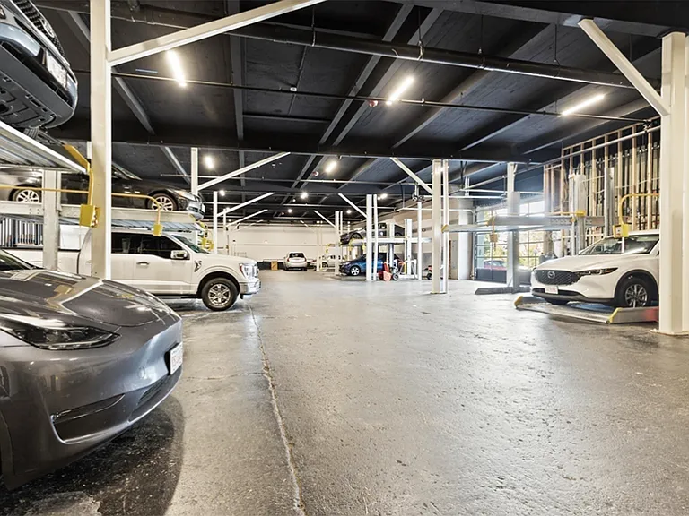 2 car garage parking