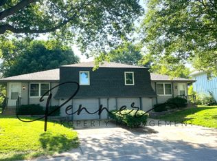 910 SW 15th St, Blue Springs, MO 64015