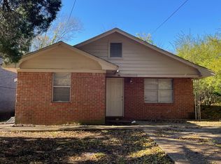 220 20th St S, Columbus, MS 39701