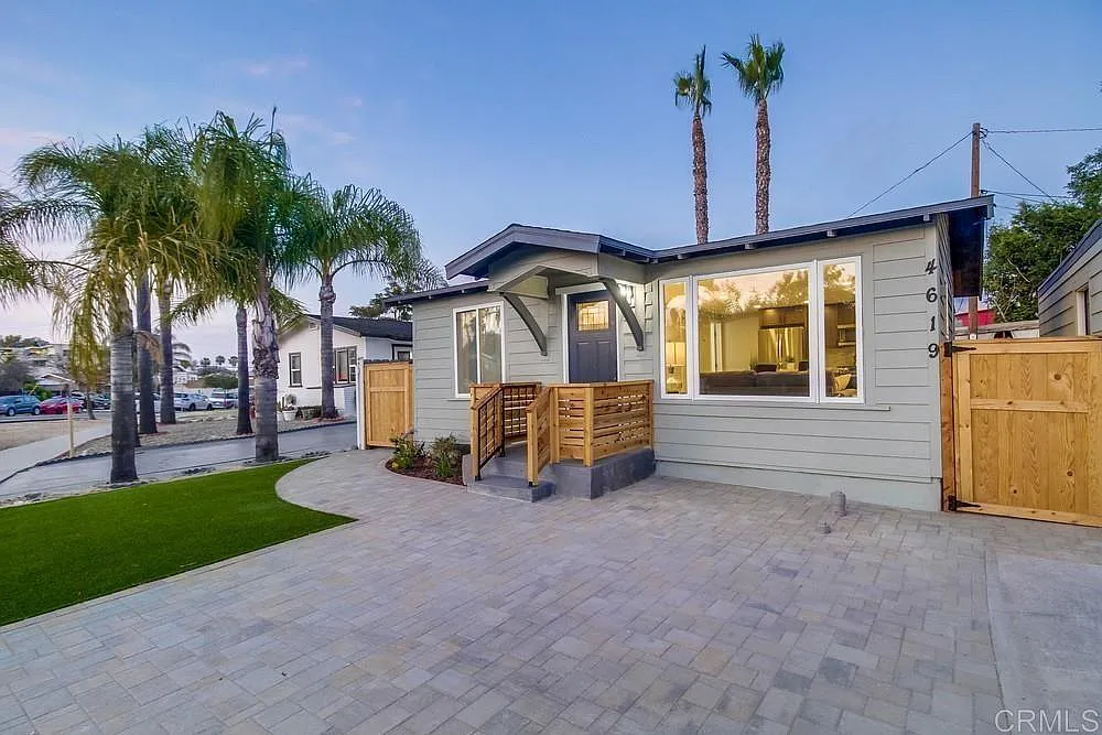 4609 E Mountain View Dr — Photo 1