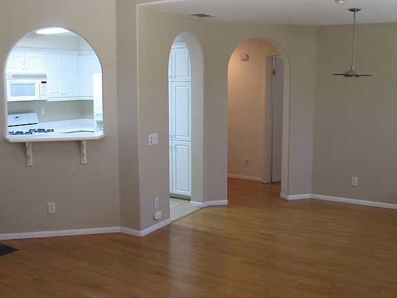 5th image of 30288 Island Bay Unit A