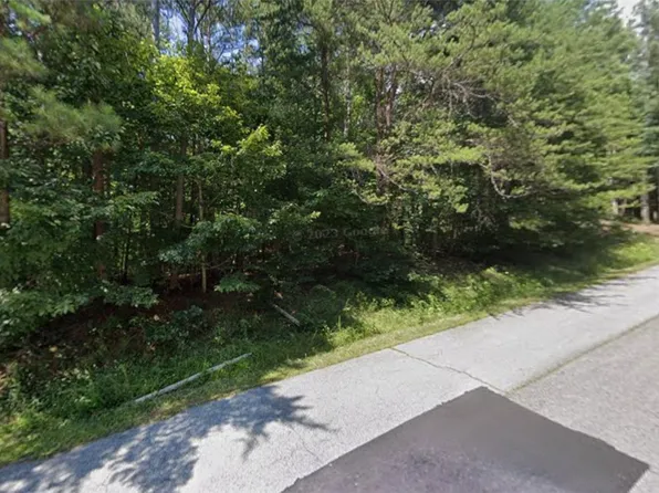 136 E Spartan Dr, Westminster, SC 29693