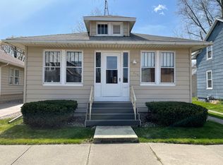 414 Howard Ave, Saint Joseph, MI 49085