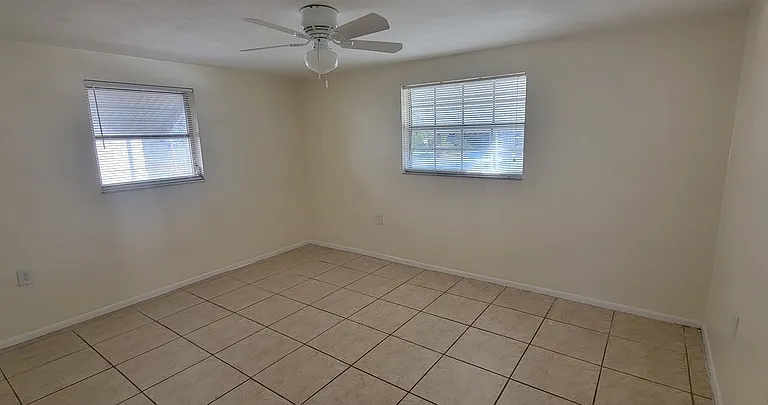 3623 Holiday Lake Dr — Photo 8