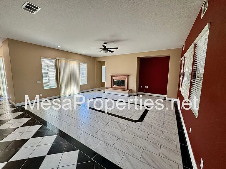 28610 Strauss Ln — Photo 27