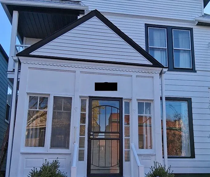 E Irving Pl — Photo 1