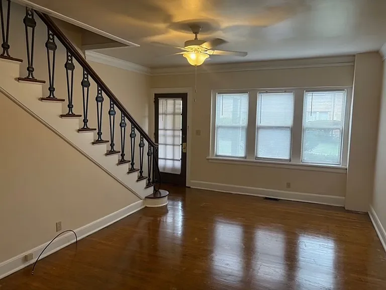 201 - Pennwood Associates, Llc — Photo 17