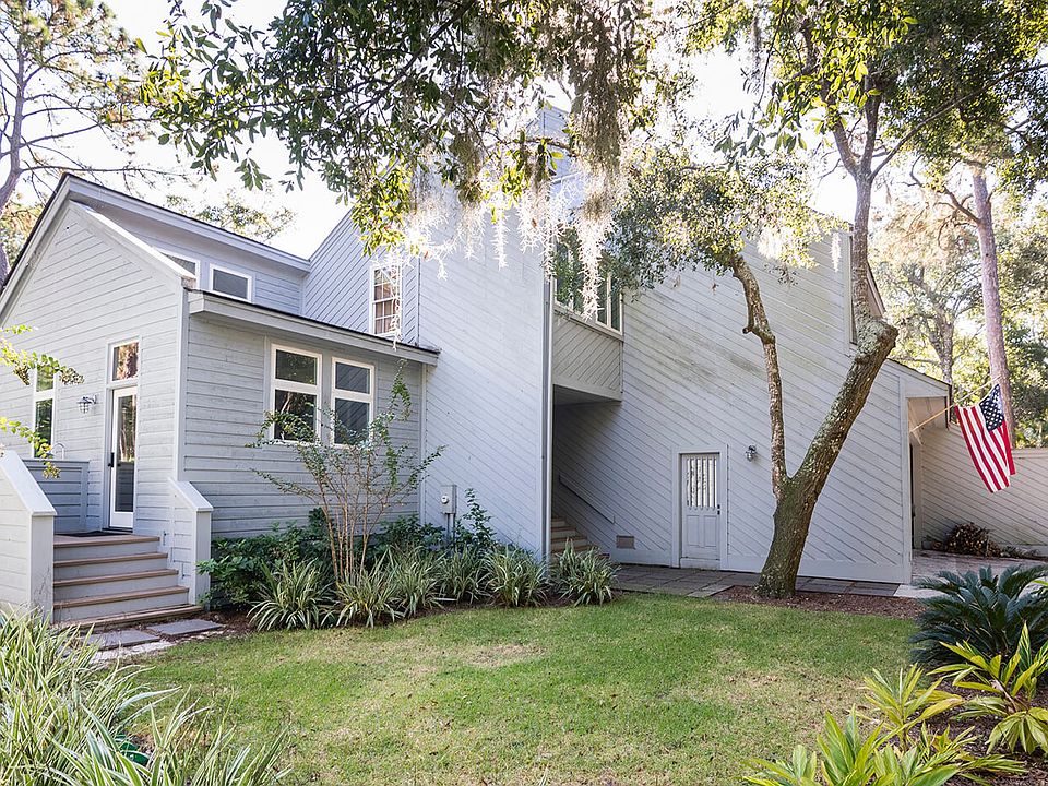 1st image of 298 Salt Meadow Cv