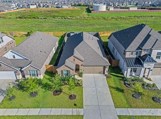 8210 Vida Costa Dr, Cypress, TX 77433