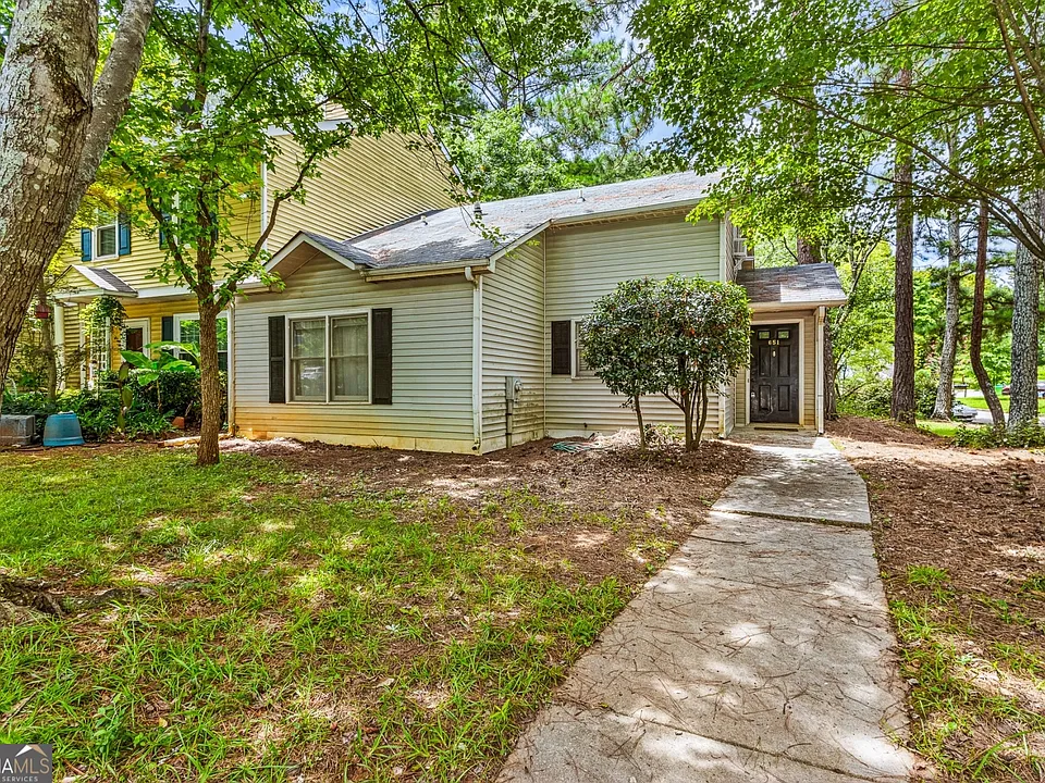 651 Stratford Green Way