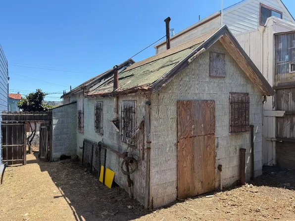 1279 Gilman Ave, San Francisco, CA 94124