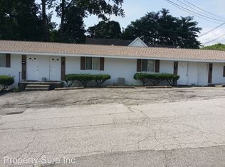 824 13th St APT 4, Bedford, IN 47421