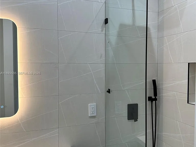 4625 SW 32nd Ave — Photo 16