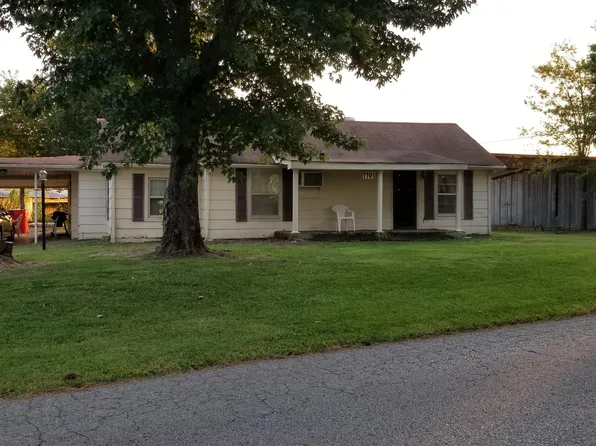 1701 Wixtown Rd, Westmoreland, TN 37186