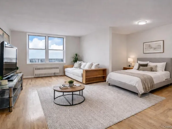 133 Beach 120th Street #1E, Rockaway Park, NY 11694