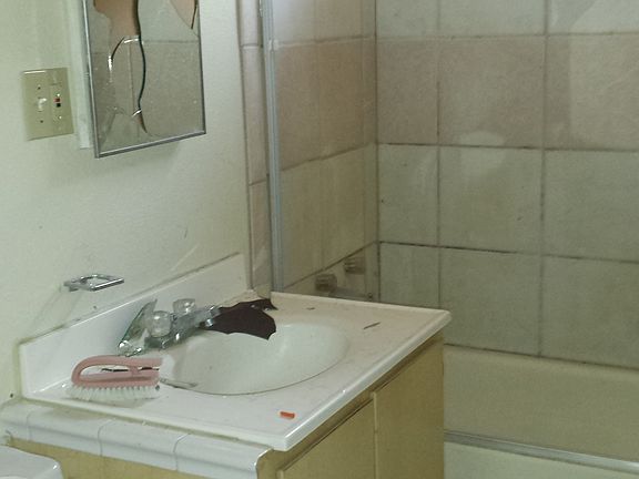 5th image of 1736 Nogales St