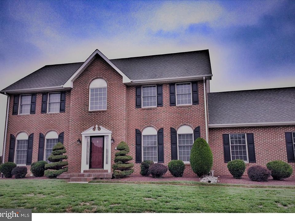 1st image of 113 Delilah Dr