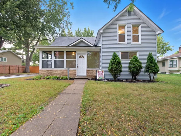 527 Harrison St, Anoka, MN 55303