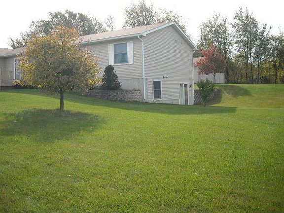 3rd image of 9855 Brandi Ln