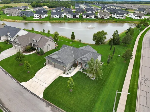 3133 N Chambers Cir, Wichita, KS 67205