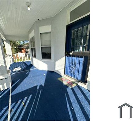 5th image of 831 W 29th St