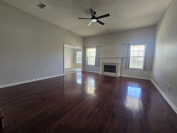 2nd image of 1883 Portway Rd