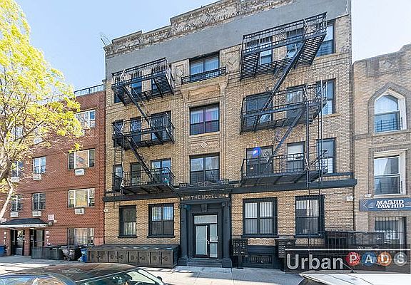 5th image of 936 De Kalb Ave #401