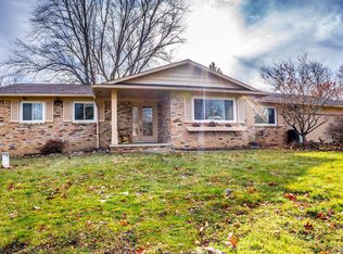 6490 Kings Pointe Rd, Grand Blanc, MI 48439