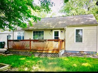 212 E 29th St, Muncie, IN 47302