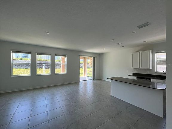 3rd image of 752 Staffora St