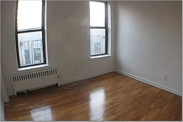 Rented by 4 Points Properties