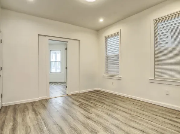 112 Randolph Avenue image 5 of 16